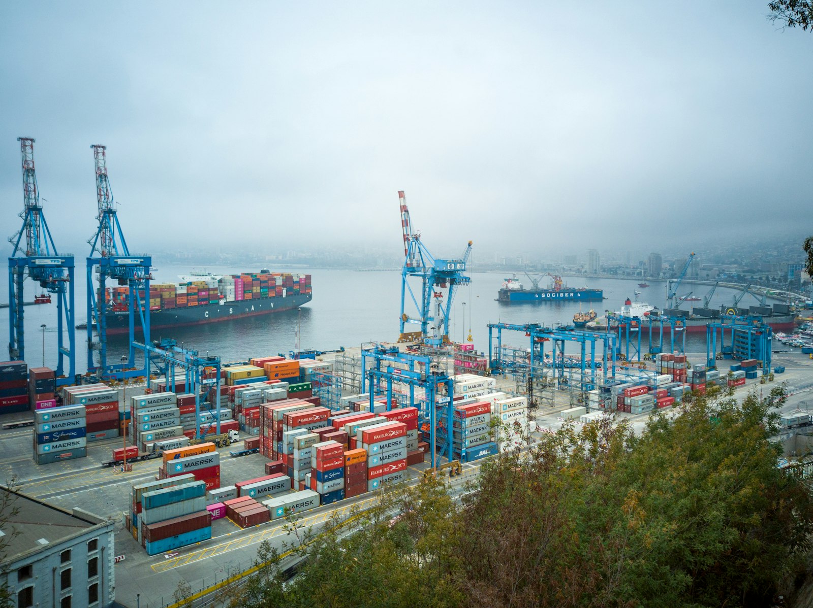 Cargo vessels at port — chartering services